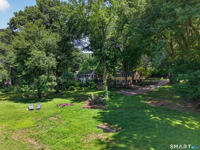 69 River Road, Clinton, CT 06413