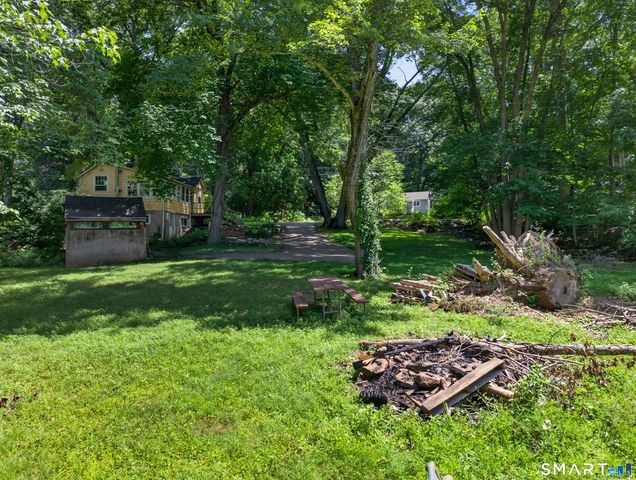 69 River Road, Clinton, CT 06413