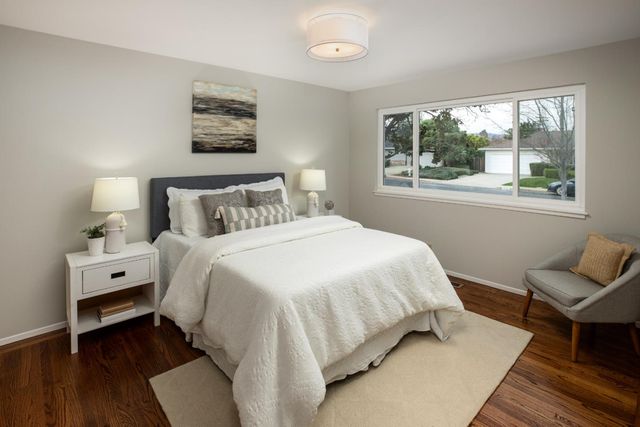 1933 Golden Way, Mountain View, CA 94040