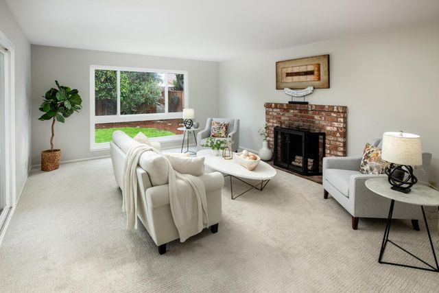 1933 Golden Way, Mountain View, CA 94040