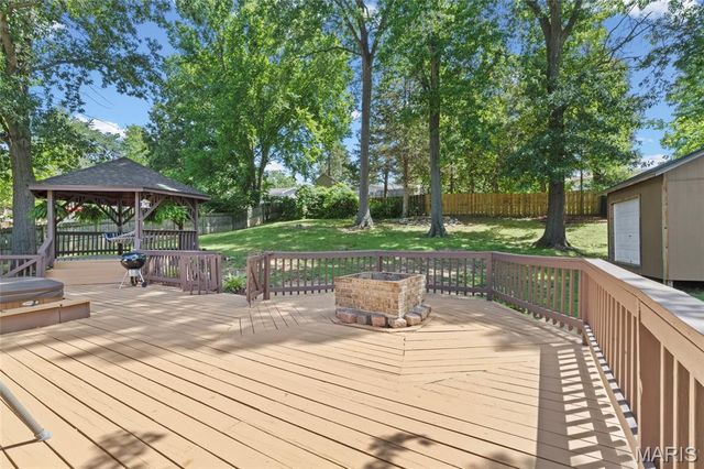 2834 Tommy Drive, Arnold, MO 63010