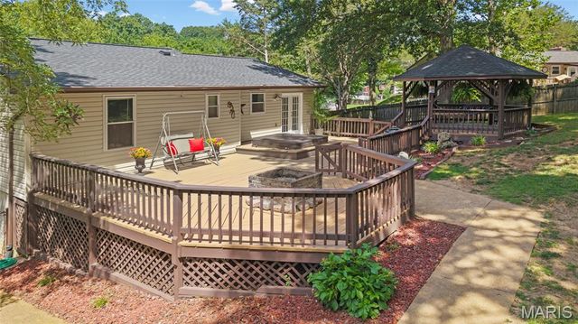 2834 Tommy Drive, Arnold, MO 63010