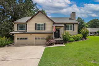388 Rose Creek Place, Woodstock, GA 30189