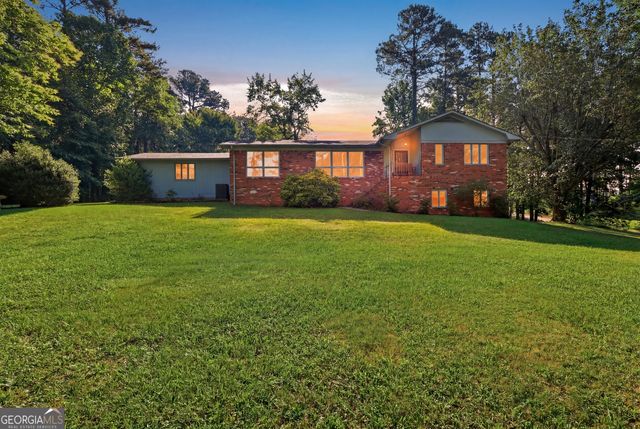 33 Cherokee Hills Lane, Toccoa, GA 30577