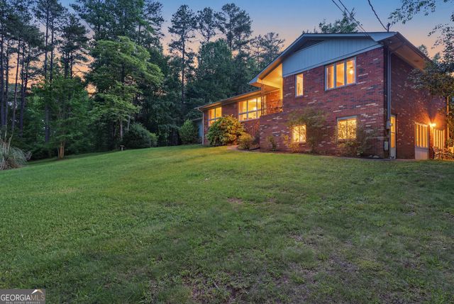 33 Cherokee Hills Lane, Toccoa, GA 30577