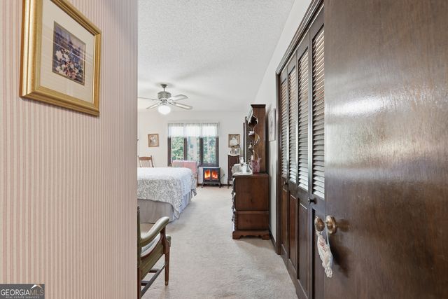 33 Cherokee Hills Lane, Toccoa, GA 30577