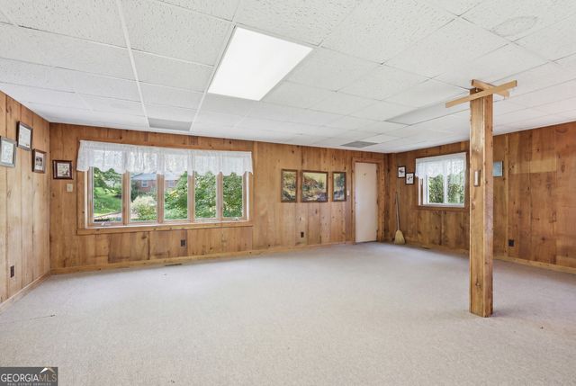 33 Cherokee Hills Lane, Toccoa, GA 30577