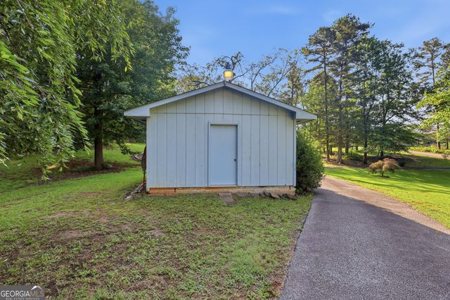 33 Cherokee Hills Lane, Toccoa, GA 30577