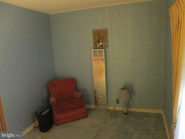 1043 WALNUT ST, Reading, PA 19601