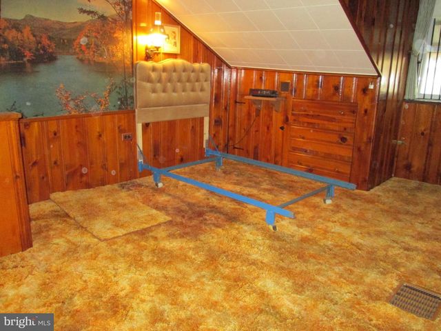 1043 WALNUT ST, Reading, PA 19601