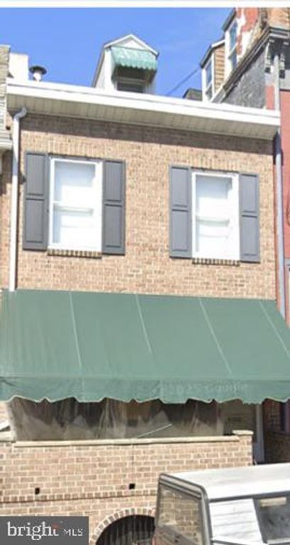 1043 WALNUT ST, Reading, PA 19601