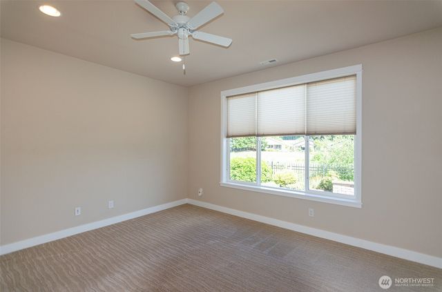 8419 Orcas Loop NE, Lacey, WA 98516