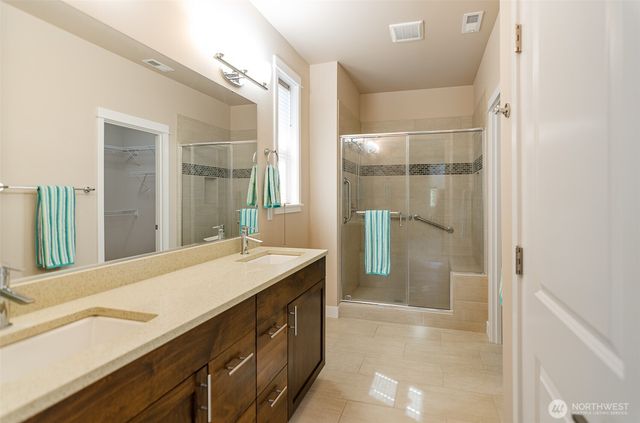 8419 Orcas Loop NE, Lacey, WA 98516