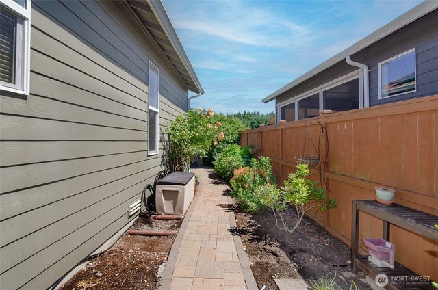 8419 Orcas Loop NE, Lacey, WA 98516