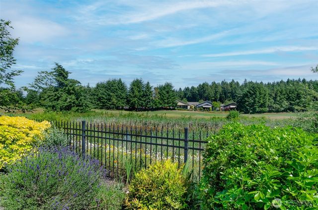8419 Orcas Loop NE, Lacey, WA 98516