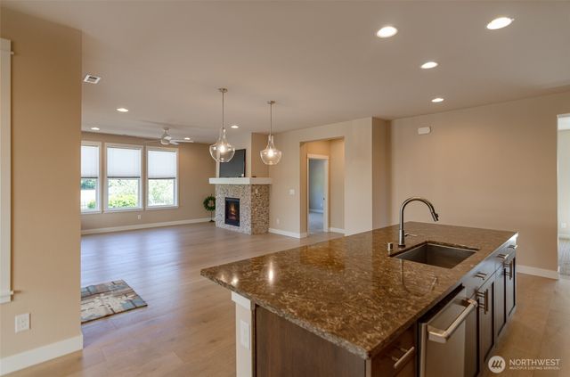 8419 Orcas Loop NE, Lacey, WA 98516