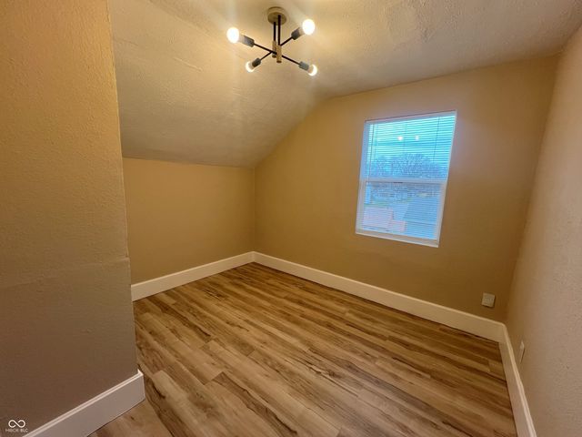 702 N Grant Avenue, Indianapolis, IN 46201