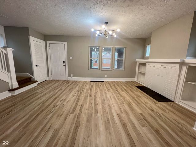 702 N Grant Avenue, Indianapolis, IN 46201