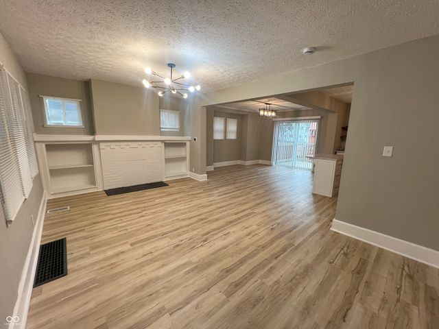 702 N Grant Avenue, Indianapolis, IN 46201