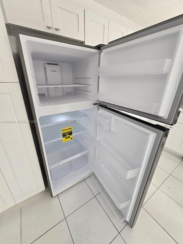 609 S State Road 7 2C, Margate, FL 33068