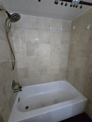 609 S State Road 7 2C, Margate, FL 33068