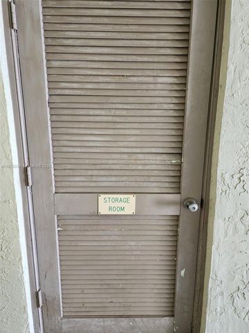 609 S State Road 7 2C, Margate, FL 33068