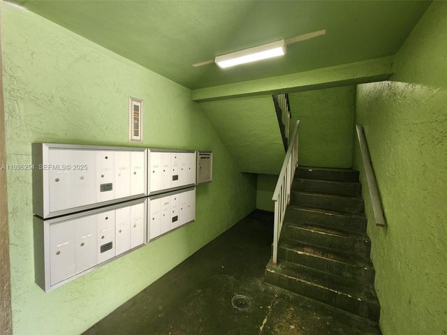 609 S State Road 7 2C, Margate, FL 33068