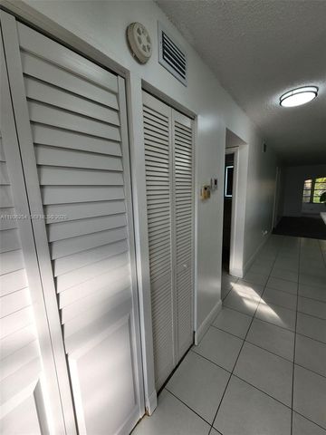 609 S State Road 7 2C, Margate, FL 33068