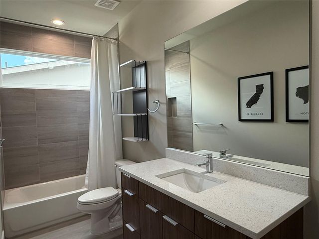 6820 Rocinante Lane, Houston, TX 77092
