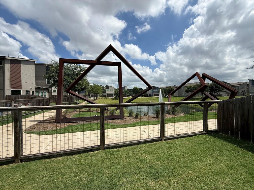 6820 Rocinante Lane, Houston, TX 77092