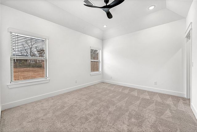 12 Dirleton Drive, Bella Vista, AR 72715