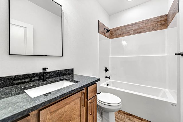 12 Dirleton Drive, Bella Vista, AR 72715