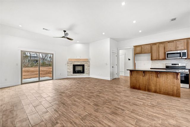 12 Dirleton Drive, Bella Vista, AR 72715