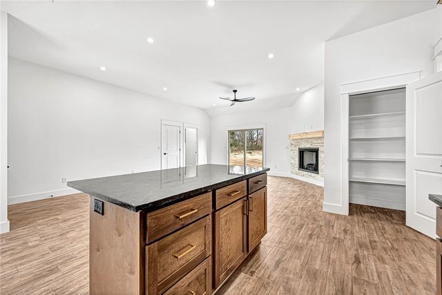 12 Dirleton Drive, Bella Vista, AR 72715