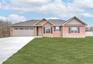 12 Dirleton Drive, Bella Vista, AR 72715