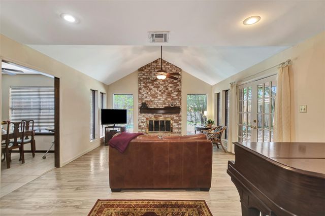6714 Winkleman Road, Houston, TX 77083