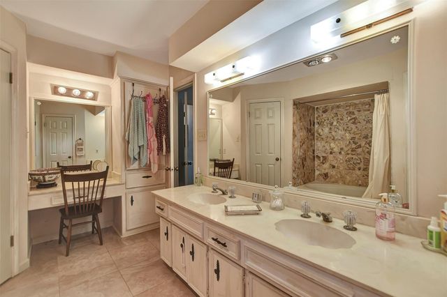 6714 Winkleman Road, Houston, TX 77083