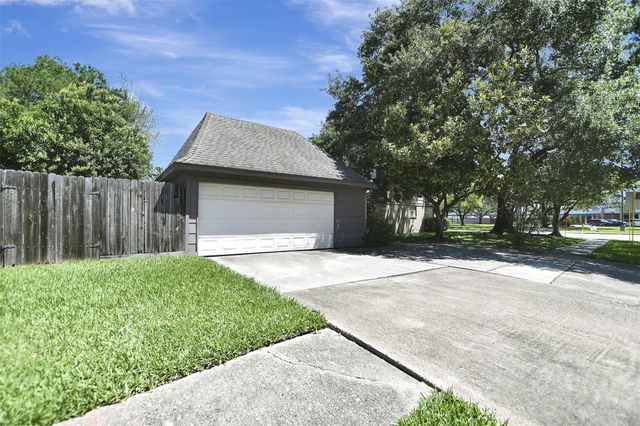 6714 Winkleman Road, Houston, TX 77083