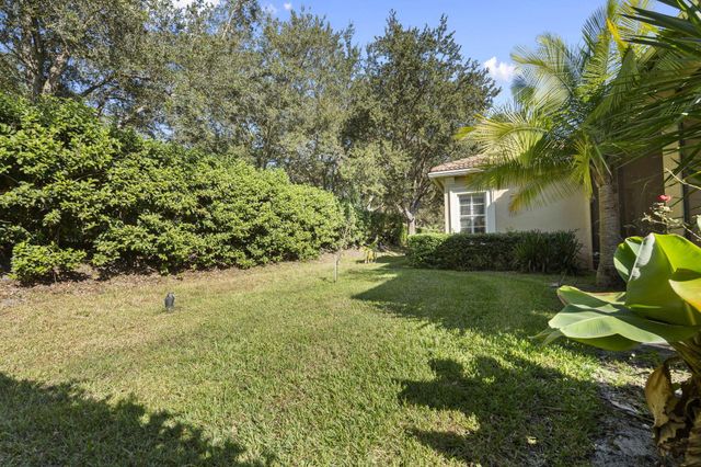 9360 SW Nuova Way, Port St Lucie, FL 34986