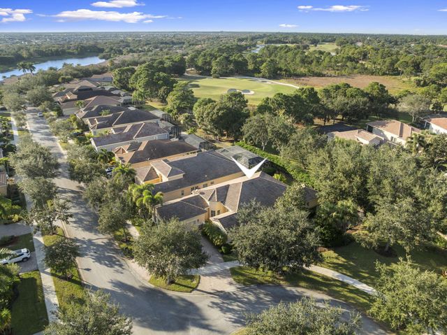 9360 SW Nuova Way, Port St Lucie, FL 34986