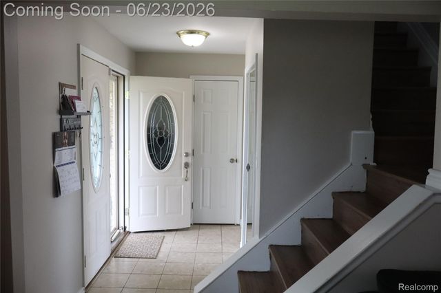 39552 Forbes Drive, Sterling Heights, MI 48310