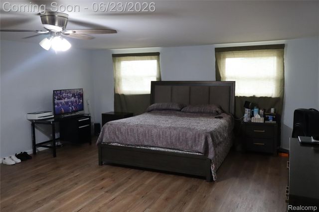 39552 Forbes Drive, Sterling Heights, MI 48310