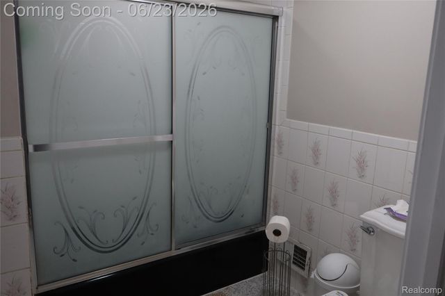 39552 Forbes Drive, Sterling Heights, MI 48310