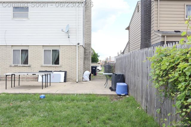 39552 Forbes Drive, Sterling Heights, MI 48310