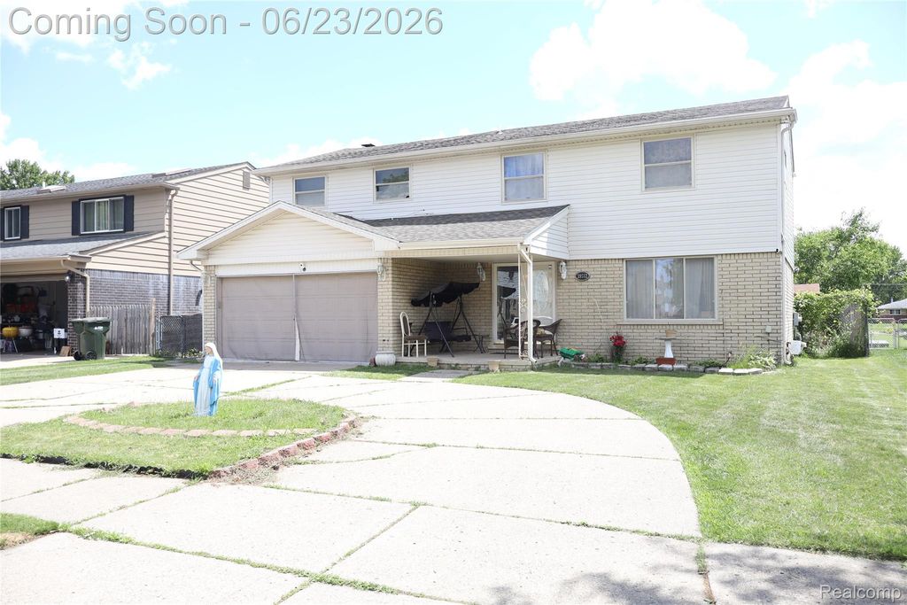 39552 Forbes Drive, Sterling Heights, MI 48310