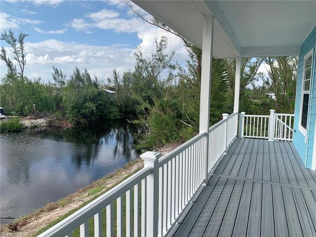 3811 Crestwell CT, St. James City, FL 33956