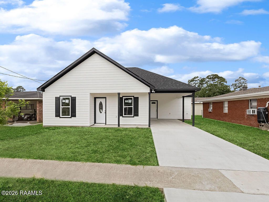 218 Harrell Drive, Lafayette, LA 70503