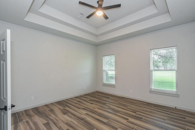 2190 Riverside Drive, West Columbia, TX 77486