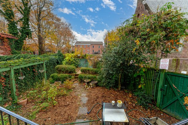 614 Chapel Street, New Haven, CT 06511