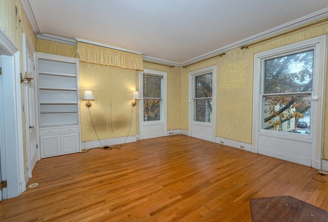 614 Chapel Street, New Haven, CT 06511